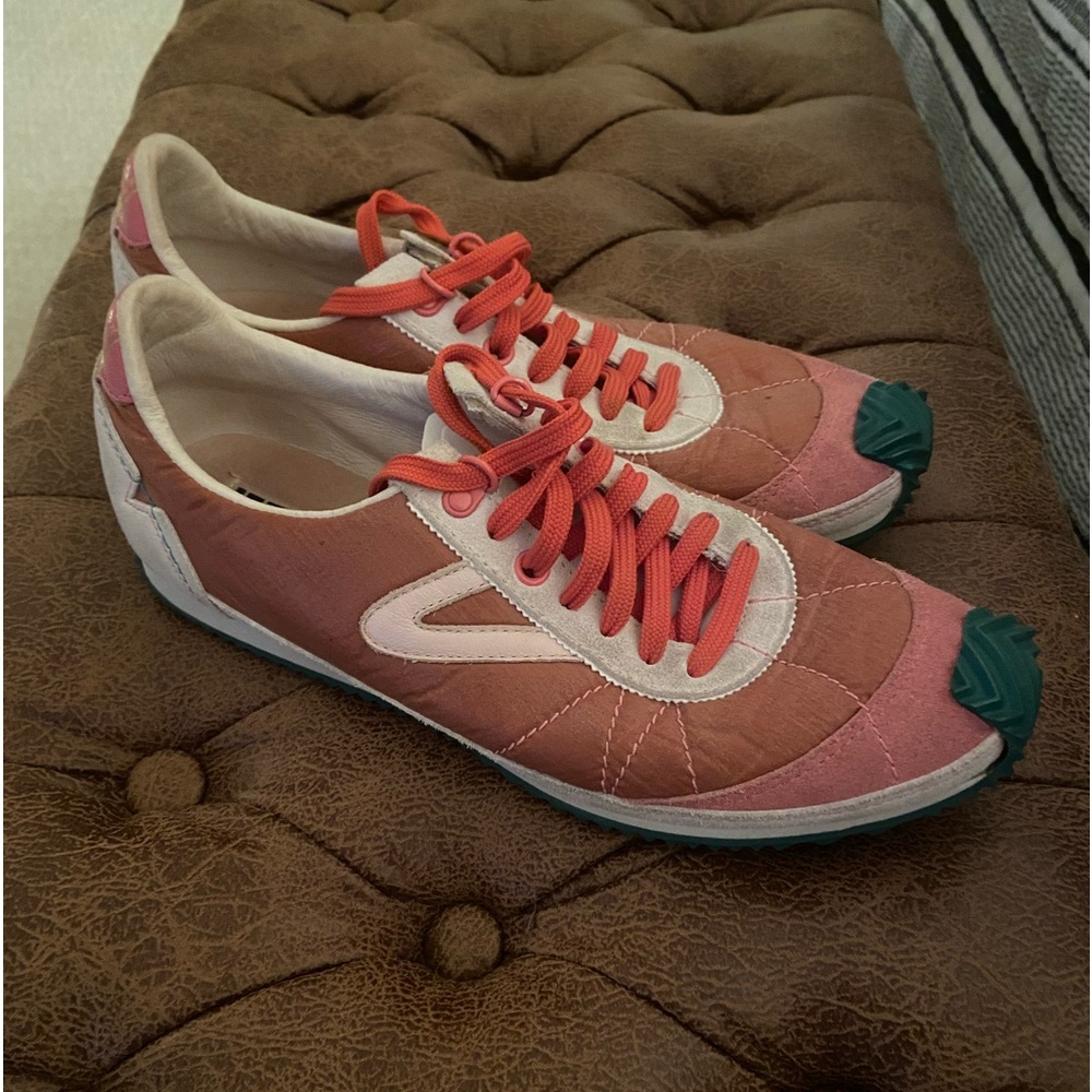 Tretorn Women’s Shoes Size 8